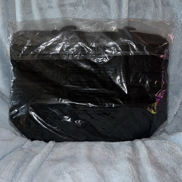 Black Vera Bradley purse - Picture 2 of 5